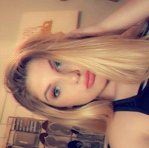 Meet your Posher, Alyssa